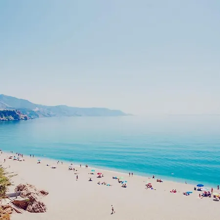 Precioso Recién Reformado En * Nerja
